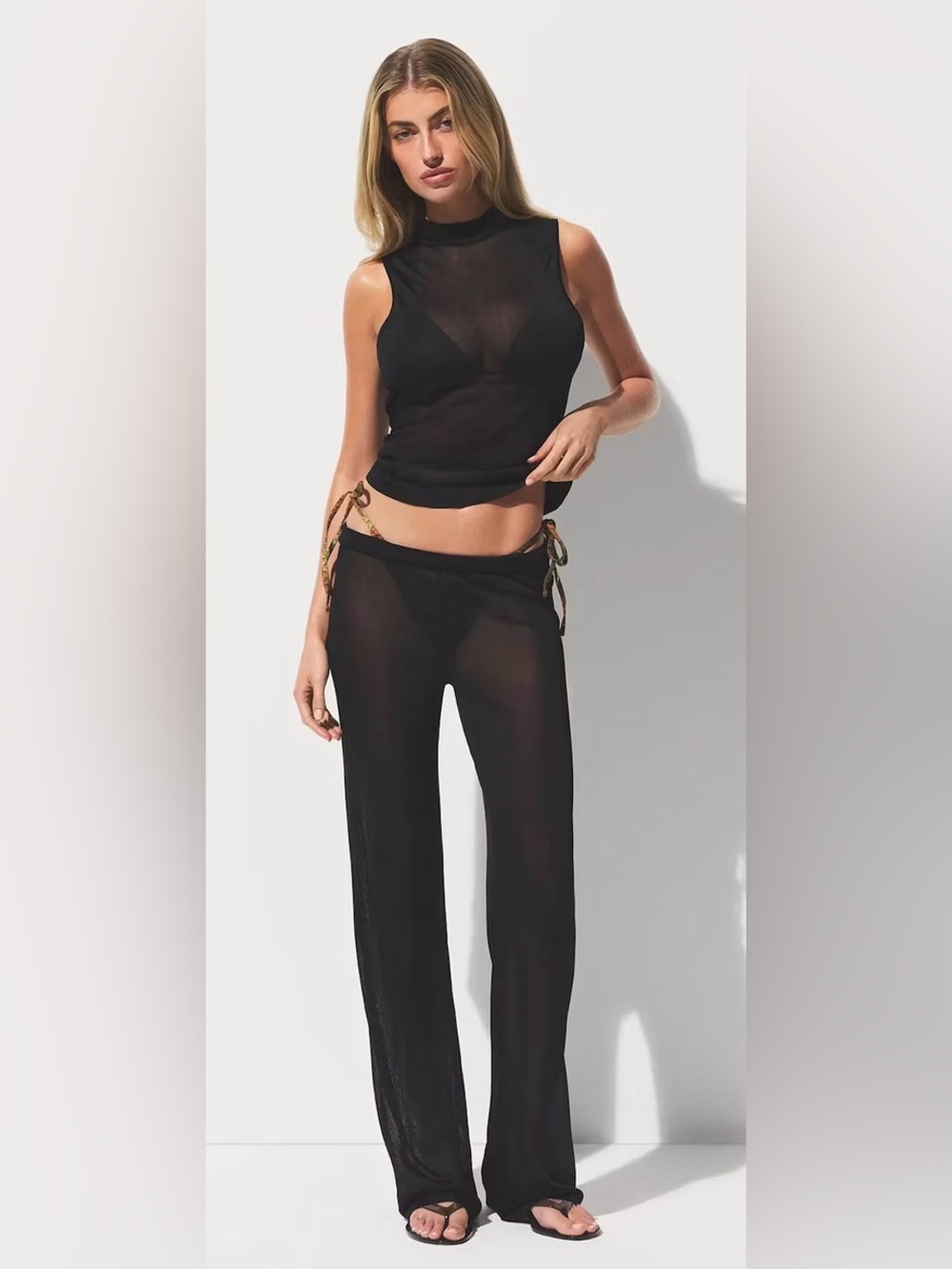 SKIMS SHEER KNIT SLEEVELESS MOCK NECK TUNIC STYLE: TP-TNK-10129W ONYX SIZE: M